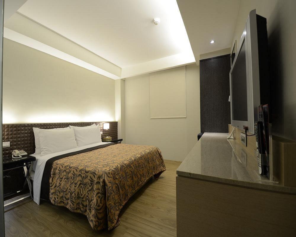 Royal Garden Hotel Тайбэй Экстерьер фото